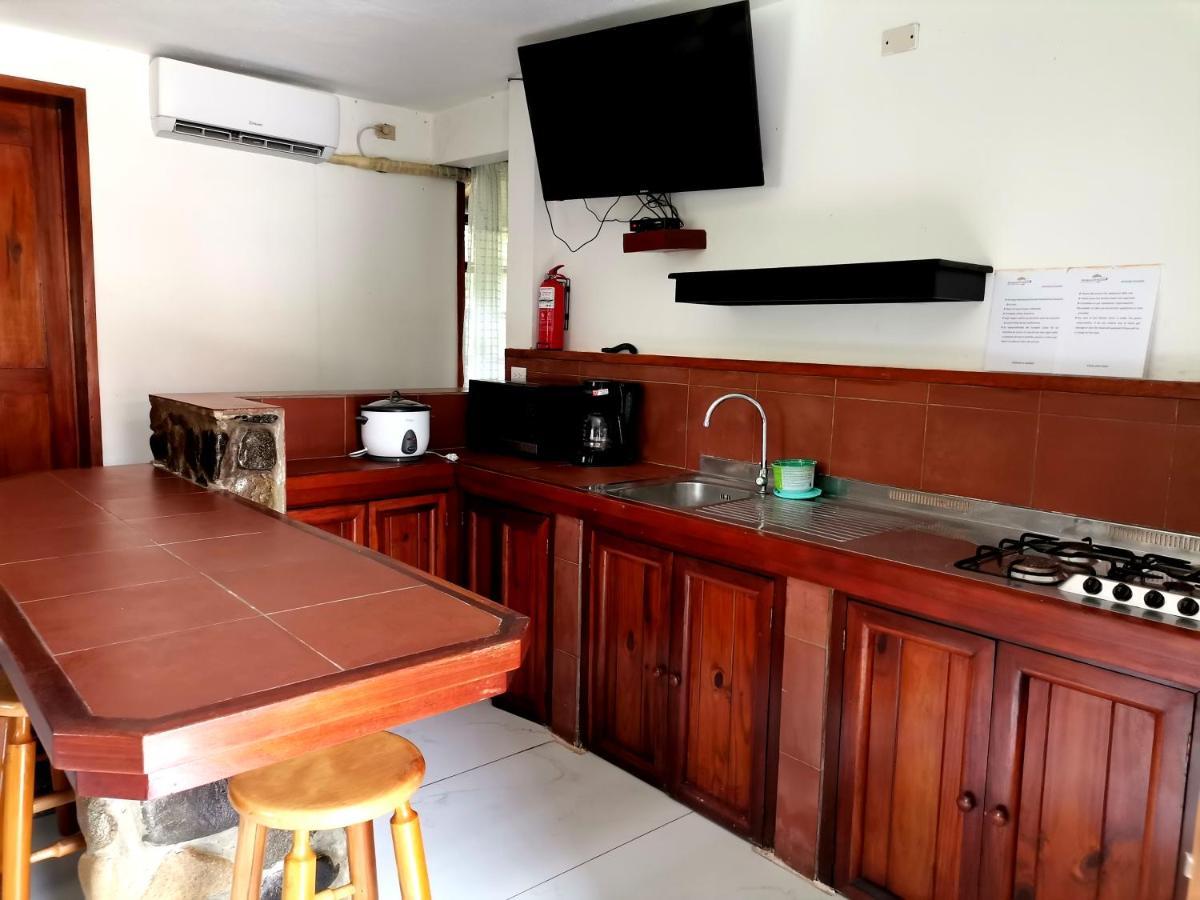 Bungalows Malu Cahuita Zewnętrze zdjęcie